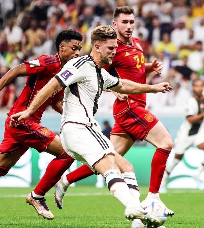 热刺官方：孙兴慜将于12月10日欧冠赛前重返球场与球迷道别（热刺官宣：孙兴慜将于12月10日欧冠赛前回归球场向球迷告别）