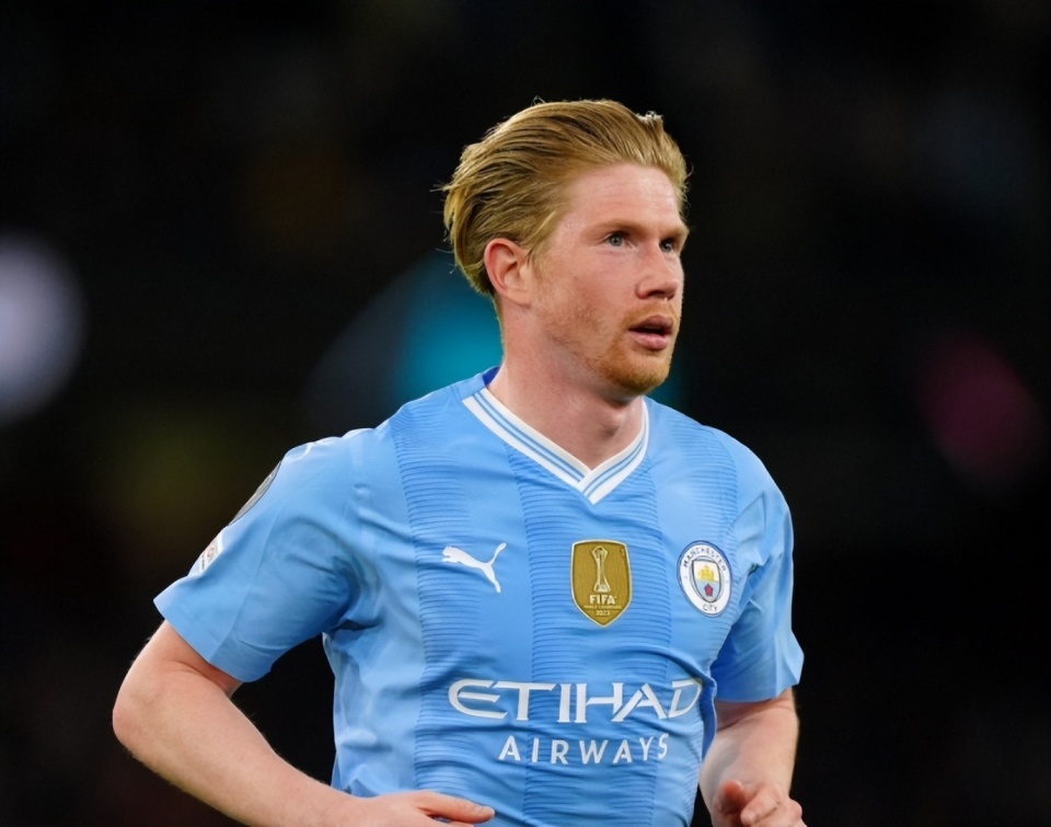 电讯报：对热刺来说签下帕利尼亚比引进吉布斯-怀特更重要