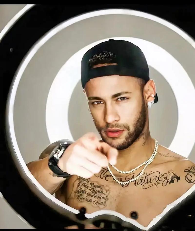 河南队祝贺重庆铜梁龙冲超：中超赛场将因你们的到来更加精彩（河南队向重庆铜梁龙晋级中超致贺：你们的到来必将让中超更精彩）